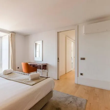 Spacious In Alfama With A Great View Lisboa