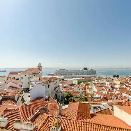 Lejlighed Spacious In Alfama With A Great View